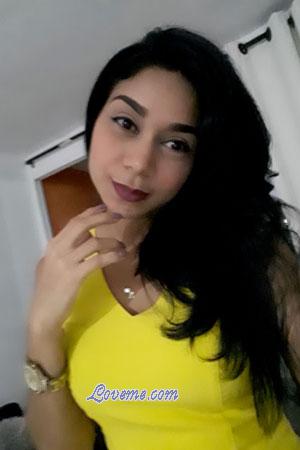 179785 - Katineli Age: 39 - Colombia