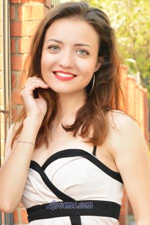 185838 - Yulia Age: 33 - Ukraine