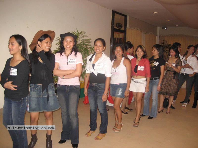 Philippine-Women-893